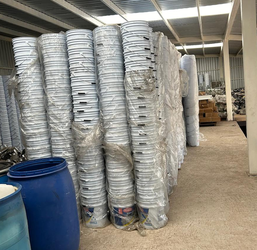 Cubeta de plastico 20L